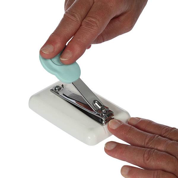 Nagelpflegegerät mit Knipser &amp; Feile